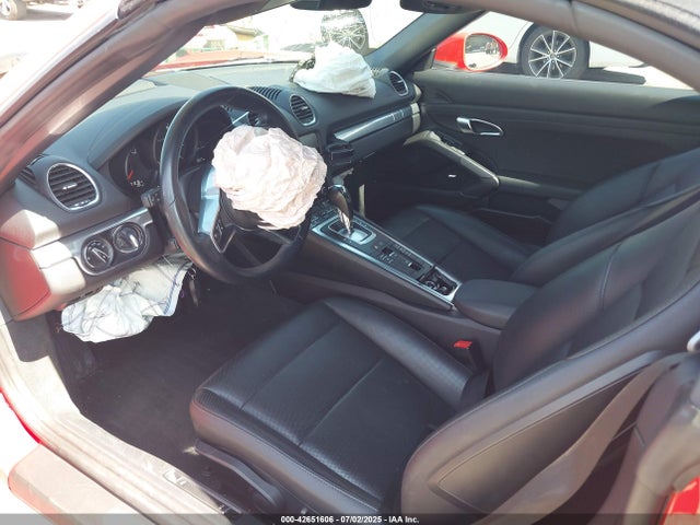 Porsche 2021 2021 WP0CA2A8XMS210688 Image 8