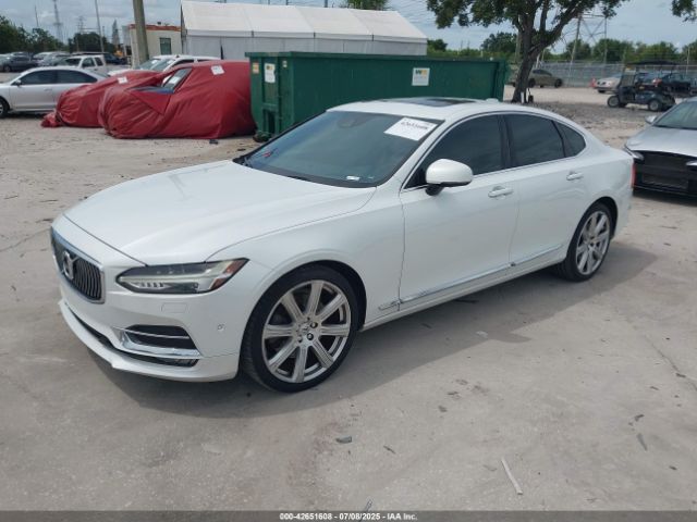 2017 VOLVO S90 YV1A22MLXH1001591 Photo 1