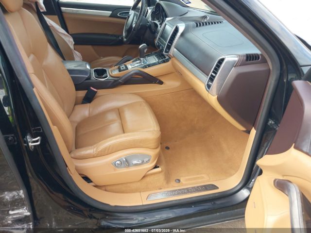 2013 PORSCHE CAYENNE WP1AC2A26DLA92290 Photo 4