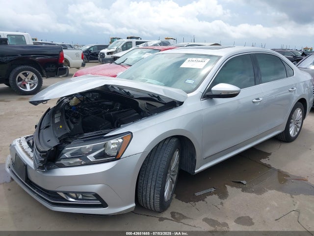 Volkswagen 2016 2016 1VWBS7A3XGC066078 Image 2