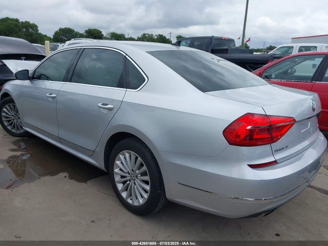 Volkswagen 2016 2016 1VWBS7A3XGC066078 Image 3