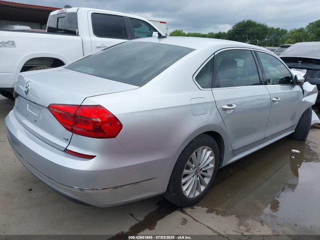 Volkswagen 2016 2016 1VWBS7A3XGC066078 Image 4