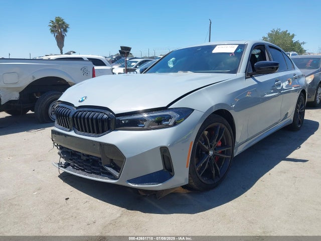 3MW69FF03R8E75135 BMW 330I