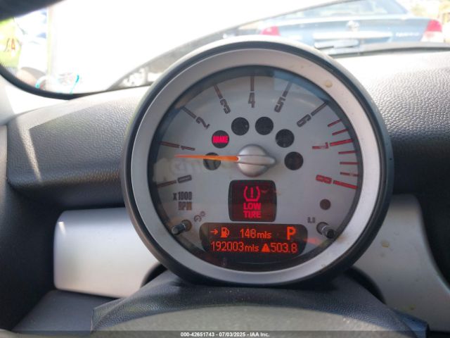 2009 MINI COOPER WMWMF335X9TT69935 Photo 6