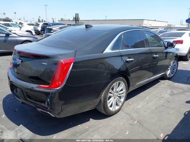 2018 CADILLAC XTS 2G61M5S34J9158140 Photo 3
