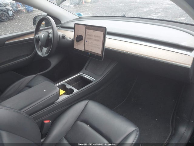 Tesla Model Y 2023 7SAYGDEE4PF857740 Image 5