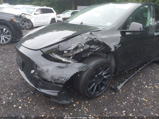 Tesla Model Y 2023 7SAYGDEE4PF857740 Image 6