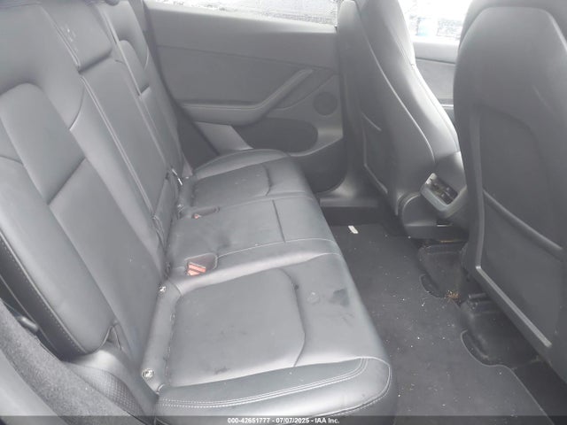 Tesla Model Y 2023 7SAYGDEE4PF857740 Image 8