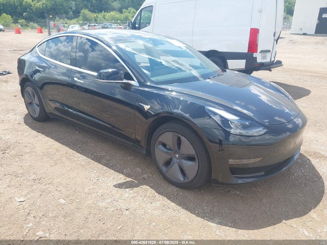2019 TESLA MODEL 3 5YJ3E1EB8KF385505 Photo 0