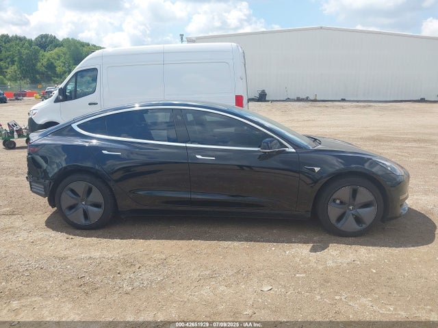 Tesla MODEL 3 2019 5YJ3E1EB8KF385505 Image 14