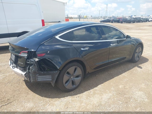 2019 TESLA MODEL 3 5YJ3E1EB8KF385505 Photo 3