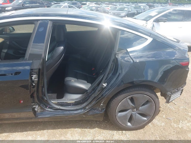 2019 TESLA MODEL 3 5YJ3E1EB8KF385505 Photo 5