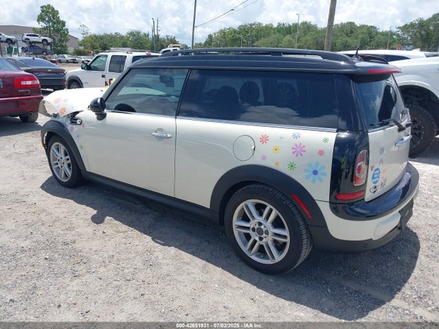 2014 MINI CLUBMAN WMWZF3C59ET491721 Photo 2