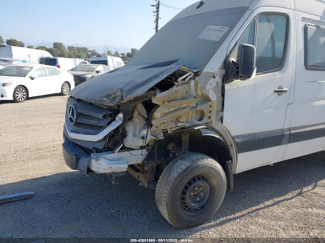 WD3FE7CD8JP594147 Mercedes-Benz mg5+mh5 with brake assist