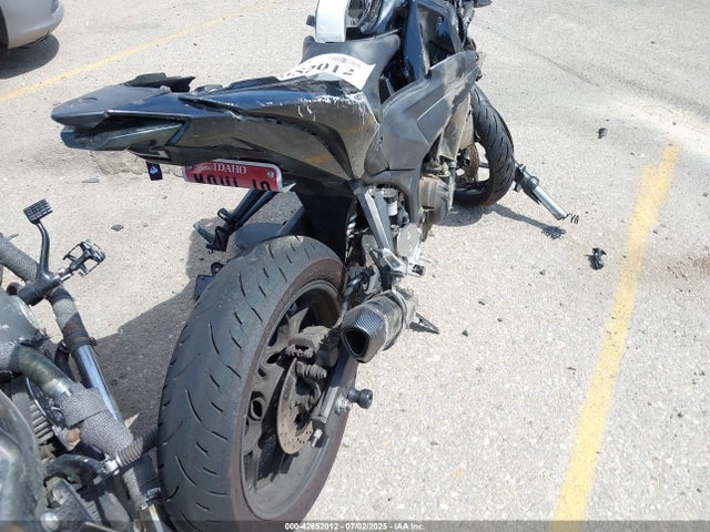 Yamaha Yzf-r3 2015 MH3RH06Y5FK002919 Image 4