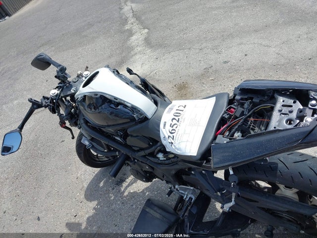 Yamaha Yzf-r3 2015 MH3RH06Y5FK002919 Image 9