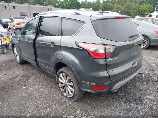 1FMCU9J93JUB18374 Ford 2018