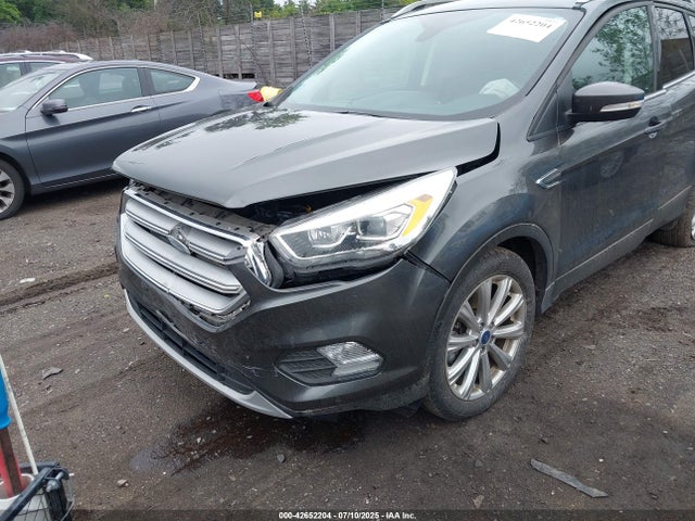 1FMCU9J93JUB18374 Ford 2018
