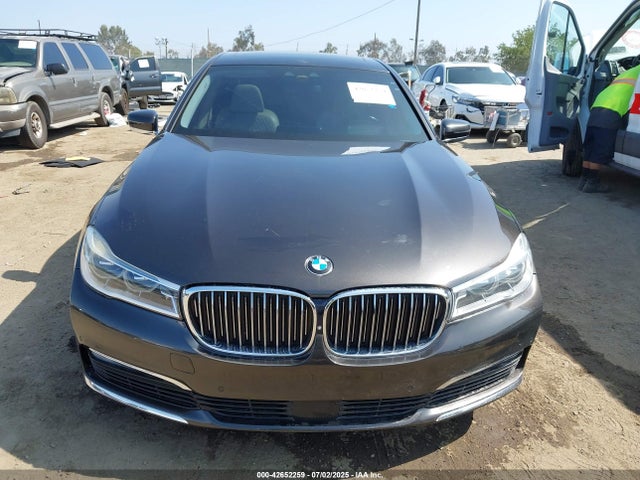 WBA7F0C58GGL99890 BMW 2016
