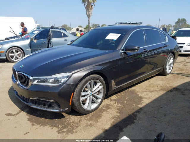 WBA7F0C58GGL99890 BMW 2016