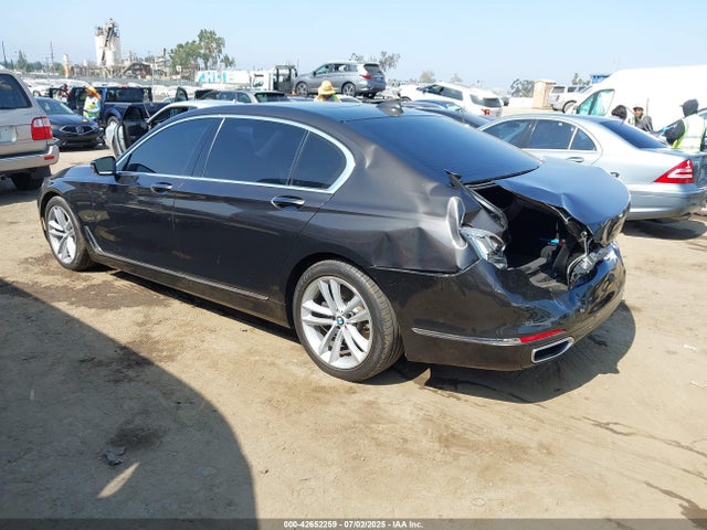 WBA7F0C58GGL99890 BMW 2016