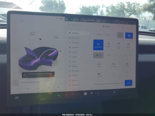 5YJ3E1EA2RF741724 Tesla 2024