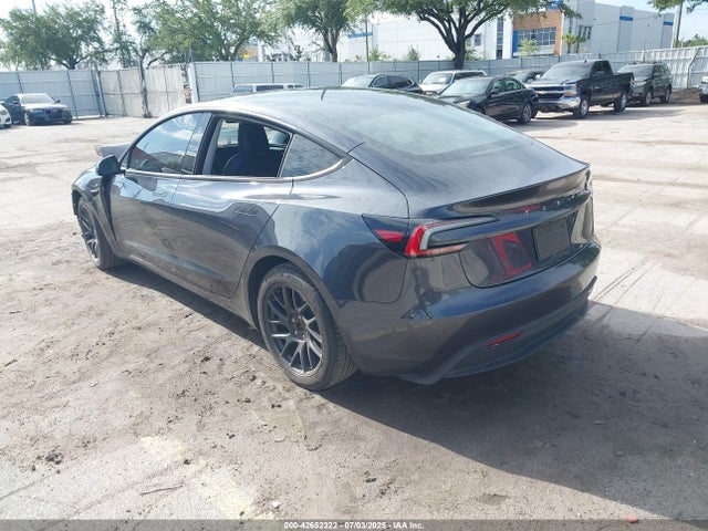 2024 TESLA MODEL 3 5YJ3E1EA2RF741724 Photo 2