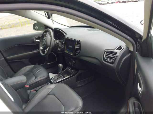 2018 JEEP COMPASS 3C4NJCCB8JT286587 Photo 4