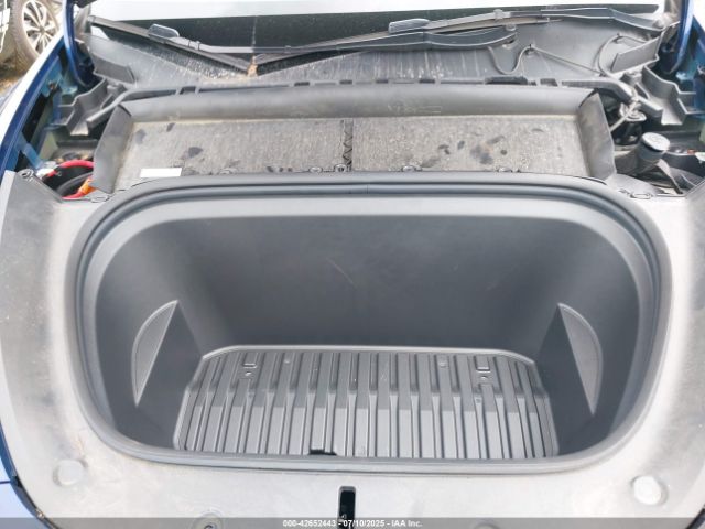 2023 TESLA MODEL Y 7SAYGDEE8PF890787 Photo 9