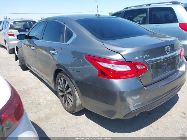 Nissan Altima 2018 1N4AL3AP6JC200086 Image 3