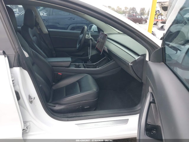 2020 TESLA MODEL 3 5YJ3E1EA1LF613384 Photo 4