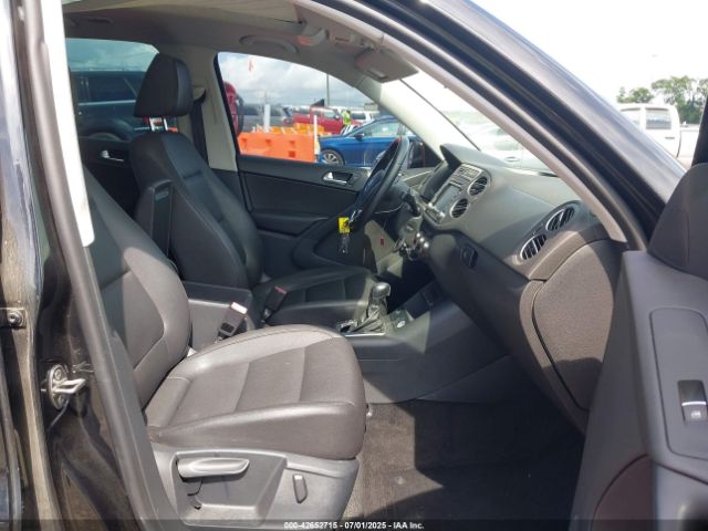 2015 VOLKSWAGEN TIGUAN WVGAV7AX7FW510549 Photo 4
