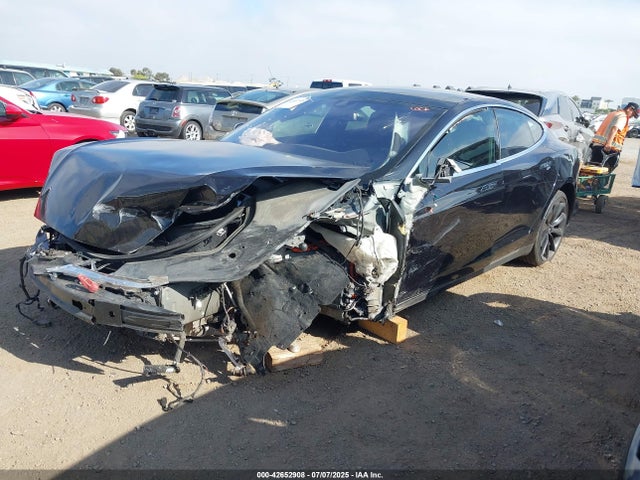 2015 TESLA MODEL S 5YJSA4H26FF092504 Photo 1