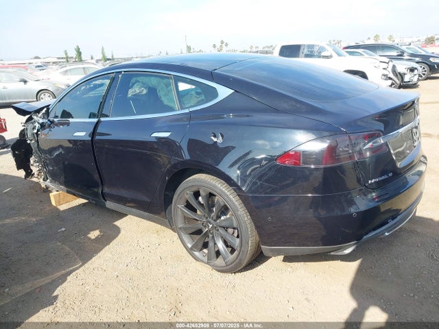 2015 TESLA MODEL S 5YJSA4H26FF092504 Photo 2