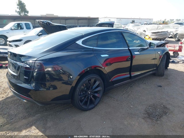 2015 TESLA MODEL S 5YJSA4H26FF092504 Photo 3