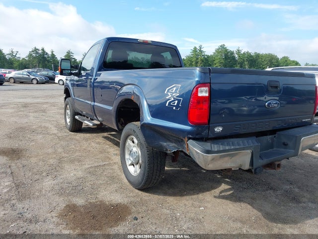 Ford F-250 2014 1FTBF2B63EEB15853 Image 3