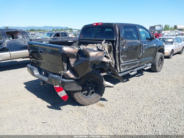 5TFAY5F15JX722700 Toyota 3ur-fe