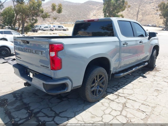 1GCPABEKXRZ218666 Chevrolet l3b
