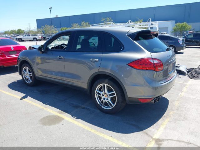 2014 PORSCHE CAYENNE WP1AB2A29ELA55755 Photo 2