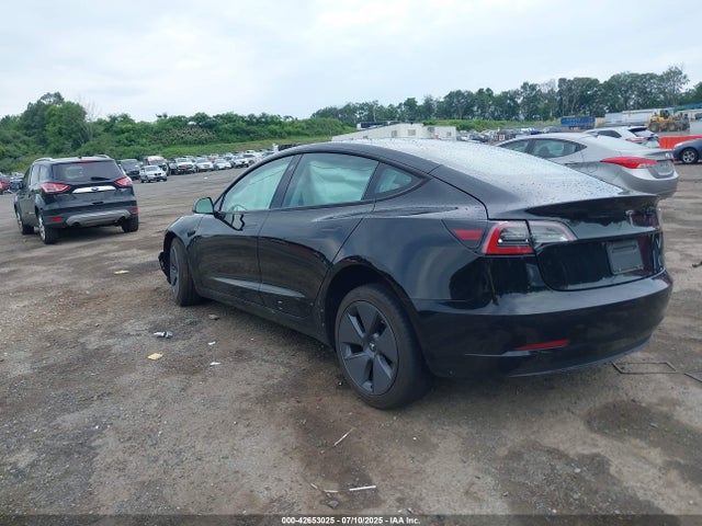 2023 TESLA MODEL 3 5YJ3E1EA2PF495707 Photo 2