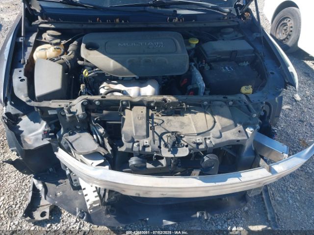 1C3CCCABXGN104695 Chrysler 2016