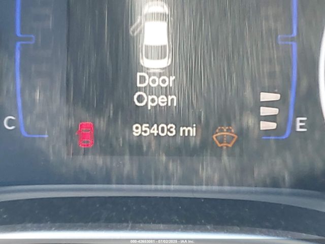 1C3CCCABXGN104695 Chrysler 2016