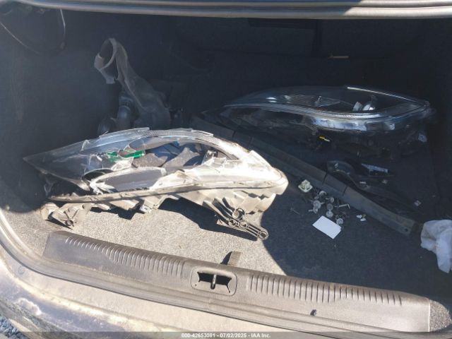 1C3CCCABXGN104695 Chrysler 2016