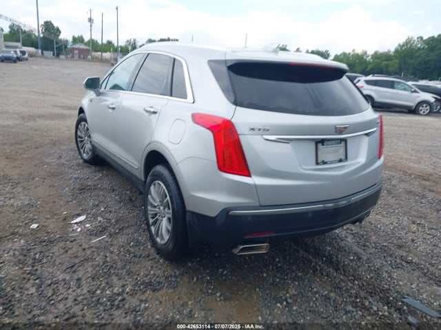 2017 CADILLAC XT5 1GYKNBRS8HZ261923 Photo 2