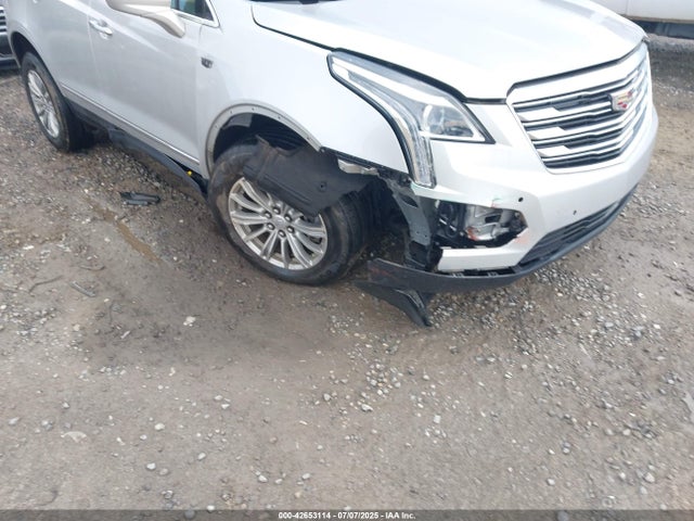 2017 CADILLAC XT5 1GYKNBRS8HZ261923 Photo 5
