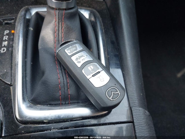 3MZBM1V71FM226561 Mazda pe