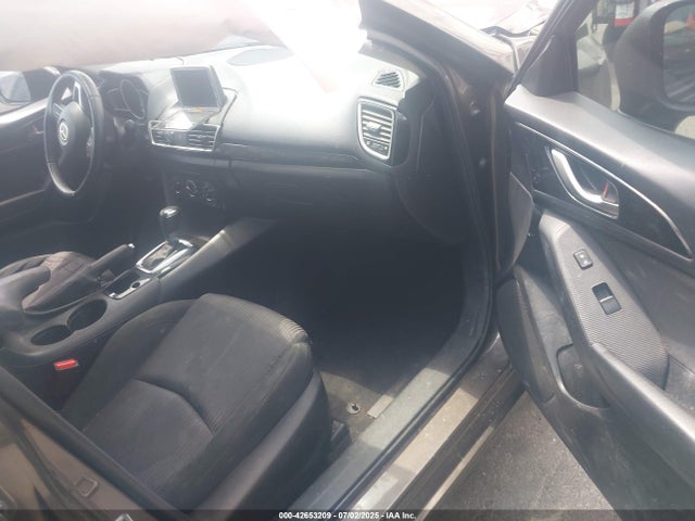 3MZBM1V71FM226561 Mazda pe