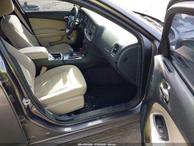 2C3CDXBG2EH331660 Dodge 2014