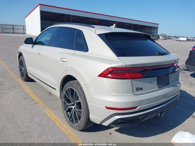 2021 AUDI Q8 WA1FVAF12MD043880 Photo 2