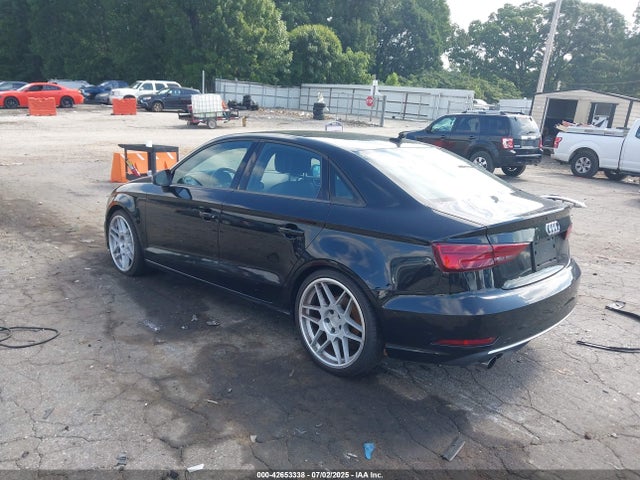 2017 AUDI A3 WAUB8GFF2H1047555 Photo 2